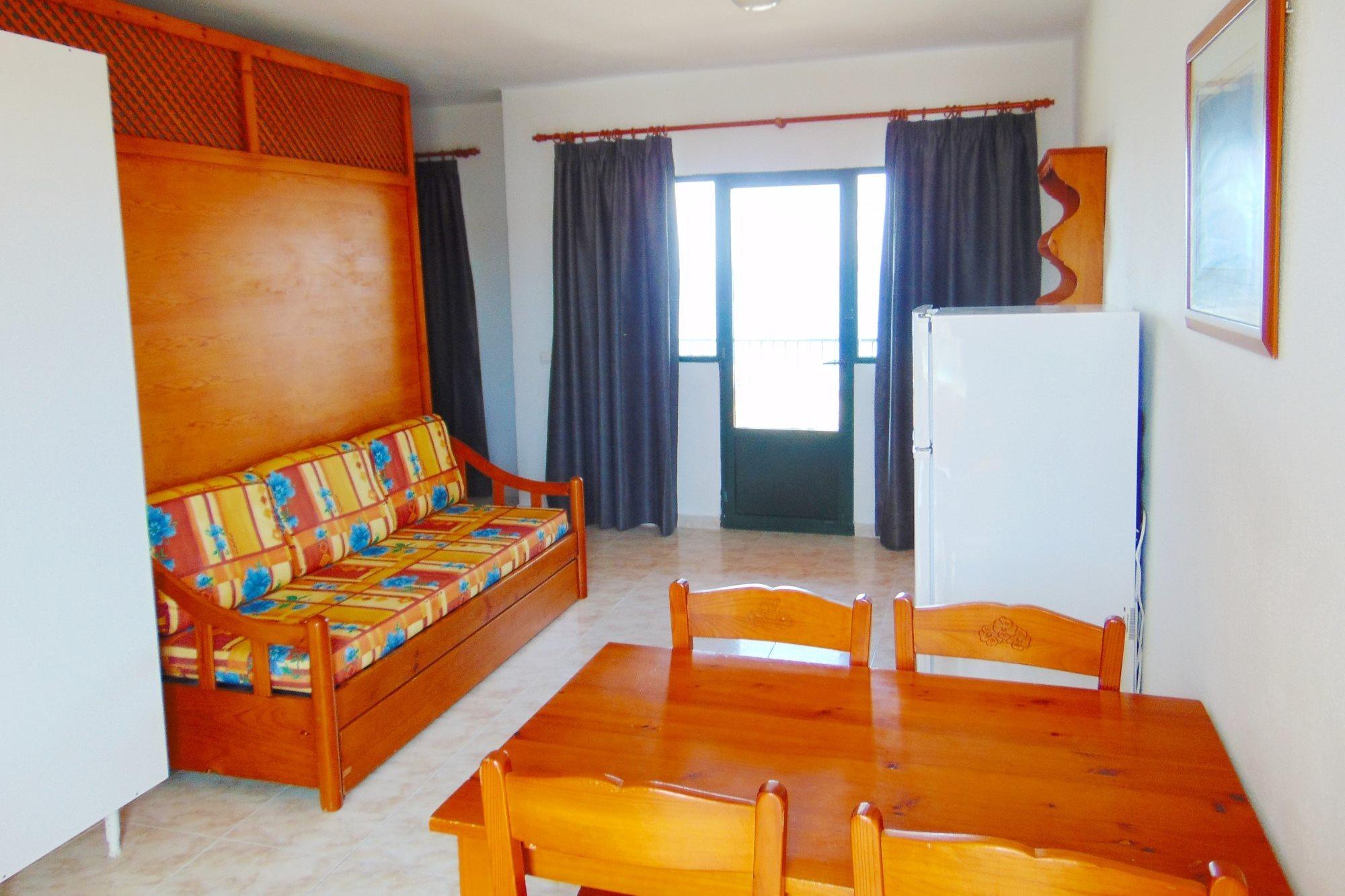 Apartamentos Moon Dreams Cabo De Banos Cala'N Blanes  Eksteriør billede