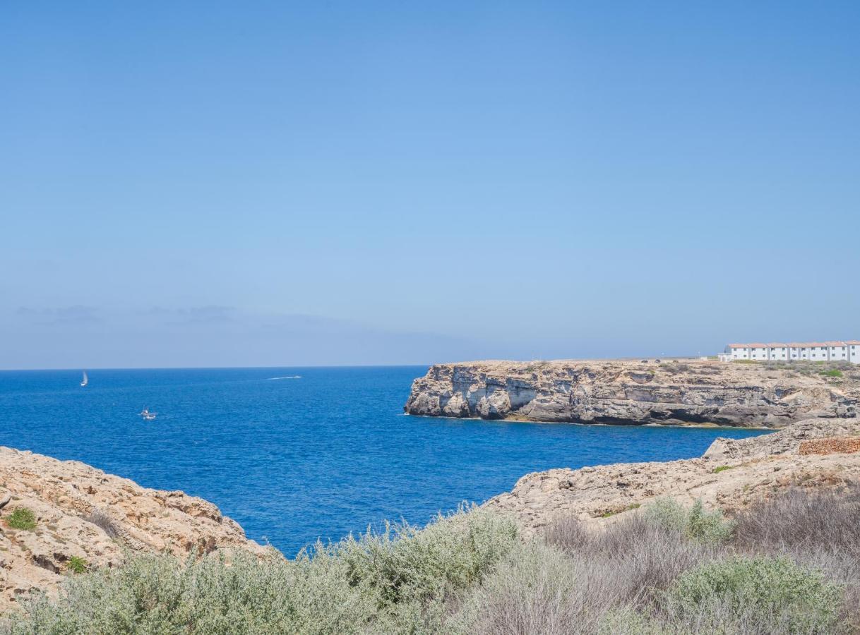 Apartamentos Moon Dreams Cabo De Banos Cala'N Blanes  Eksteriør billede