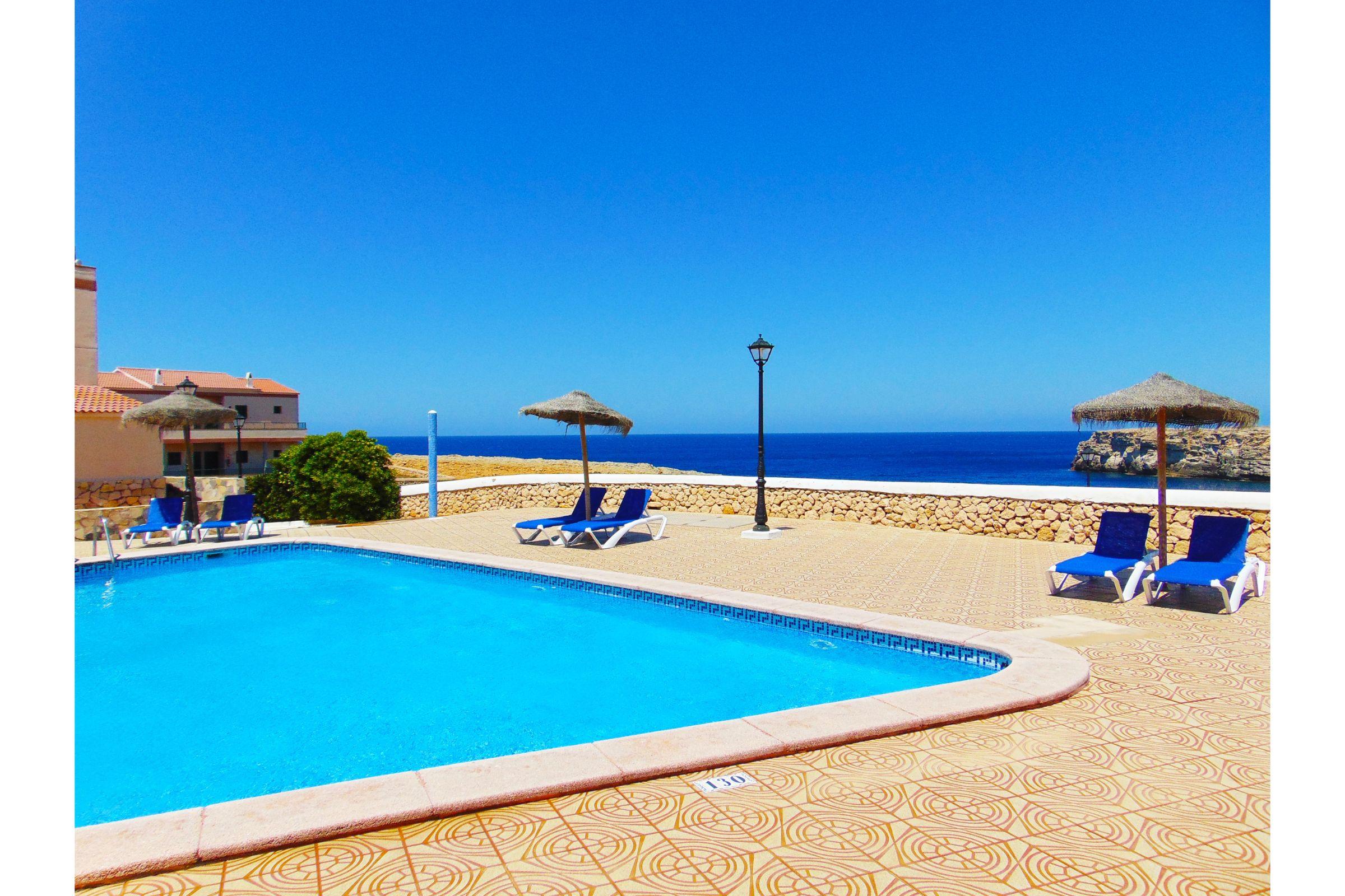Apartamentos Moon Dreams Cabo De Banos Cala'N Blanes  Eksteriør billede