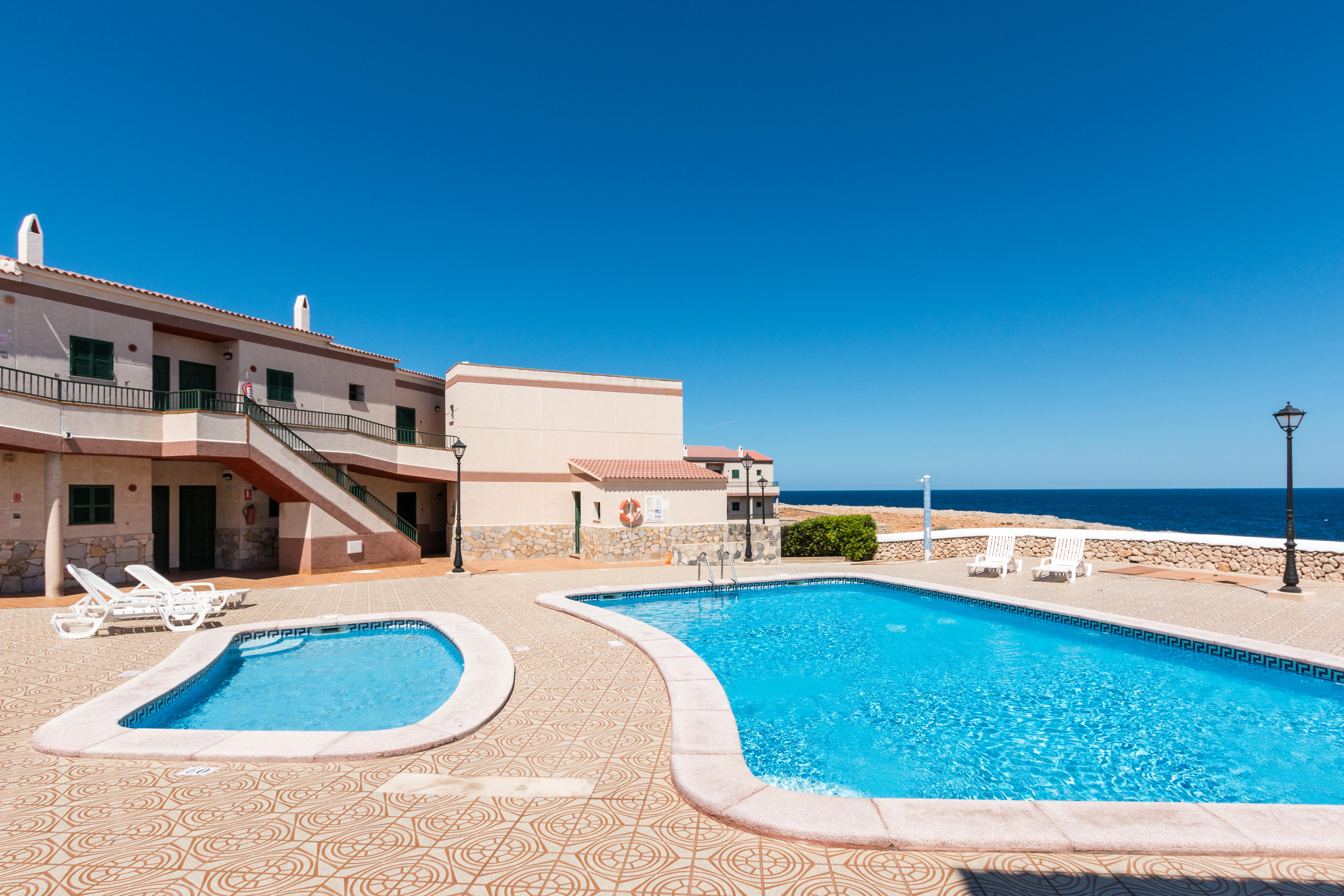 Apartamentos Moon Dreams Cabo De Banos Cala'N Blanes  Eksteriør billede