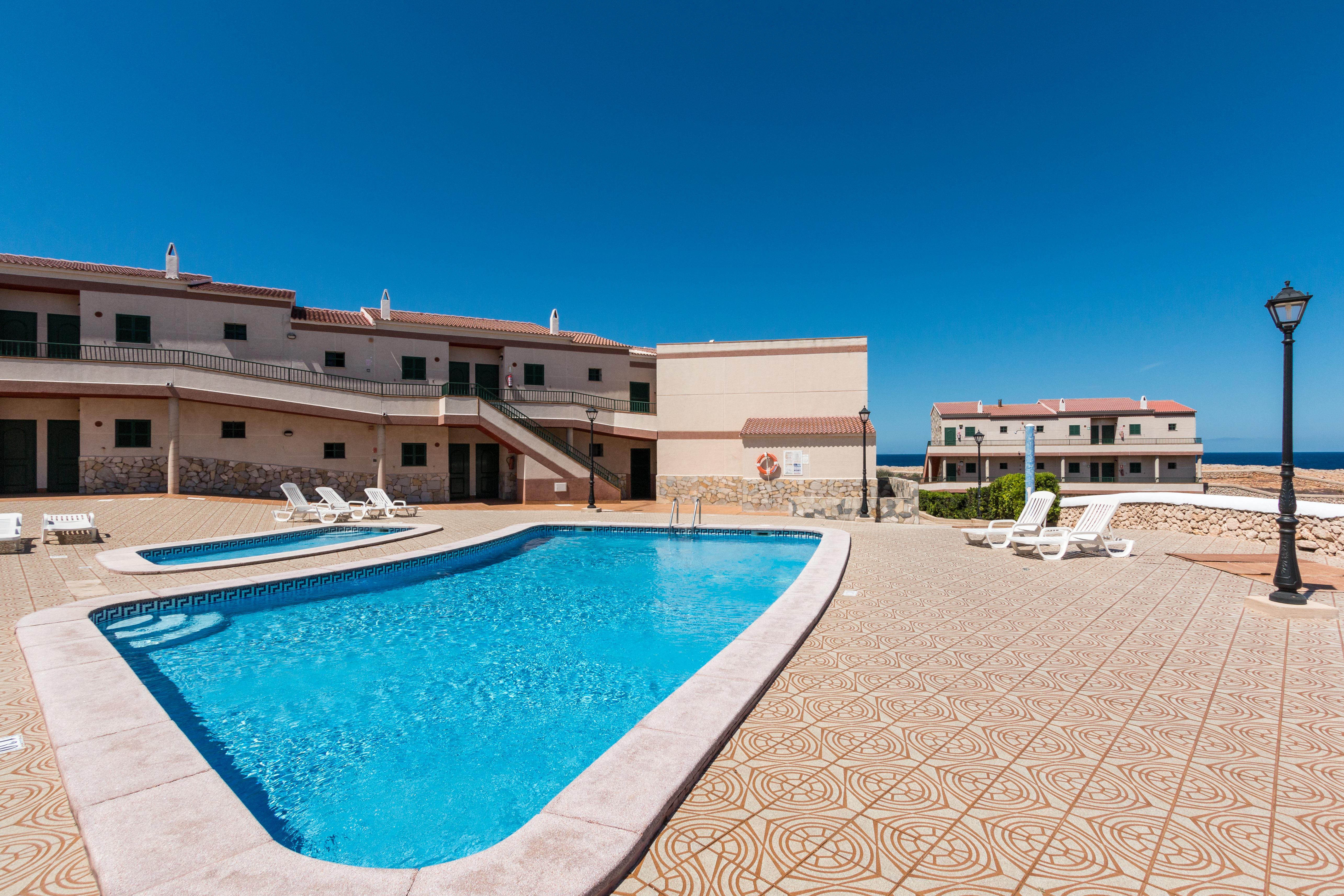 Apartamentos Moon Dreams Cabo De Banos Cala'N Blanes  Eksteriør billede