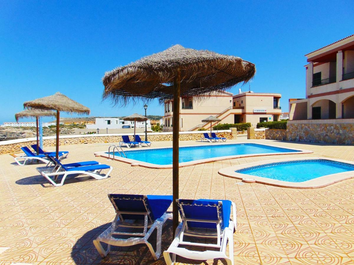 Apartamentos Moon Dreams Cabo De Banos Cala'N Blanes  Eksteriør billede